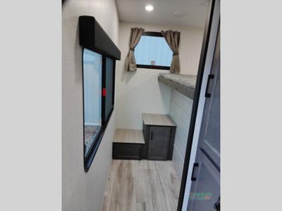 2026 Venture RV SportTrek - Photo 29