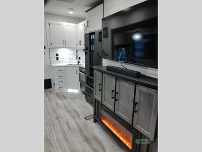 2026 Venture RV SportTrek - Photo 27