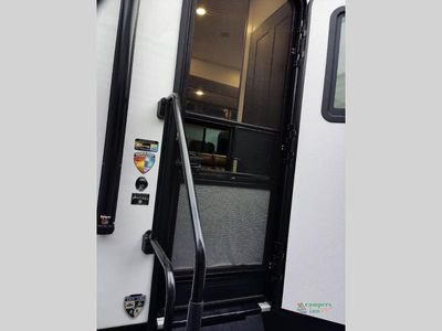 2026 Venture RV SportTrek - Photo 22