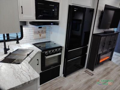 2026 Venture RV SportTrek - Photo 36