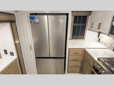 2025 Keystone RV Montana - Photo 42