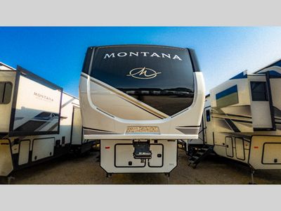 2025 Keystone RV Montana - Photo 3