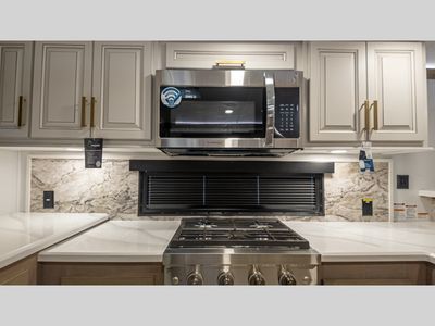 2025 Keystone RV Montana - Photo 44