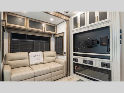 2025 Keystone RV Montana - Photo 34