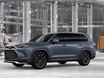 2026 Toyota Grand Highlander Hybrid - Photo 3