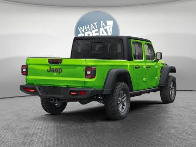 2026 Jeep Gladiator — side profile view
