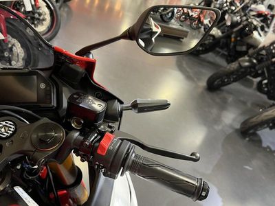 2026 Yamaha YZF-R3 70th Anniversary Edition - Photo 9