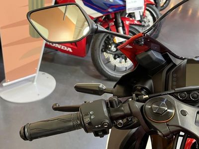 2026 Yamaha YZF-R3 70th Anniversary Edition - Photo 7