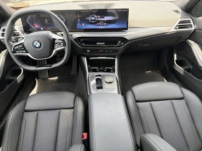2025 BMW 3 Series — photo 13 view
