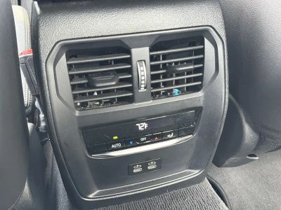 2025 BMW 3 Series — photo 19 view