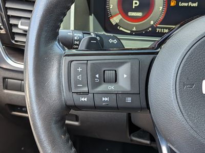 2021 Nissan Rogue - Photo 25