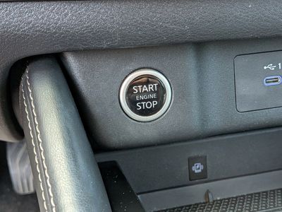 2021 Nissan Rogue - Photo 30