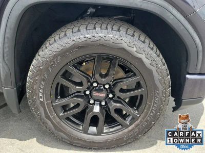 2023 GMC Sierra 1500 — detail view