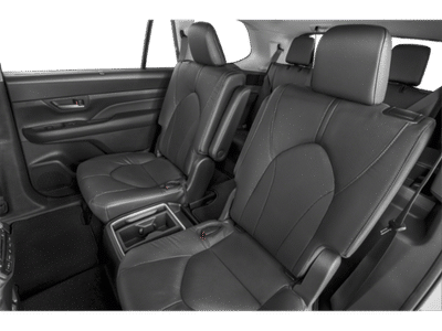 2026 Toyota Grand Highlander - Photo 18