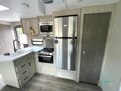 2026 Coachmen RV Catalina Legacy - Photo 24