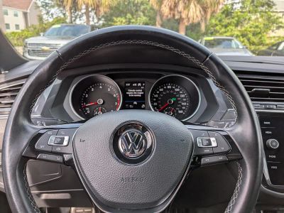 2021 Volkswagen Tiguan — photo 26 view