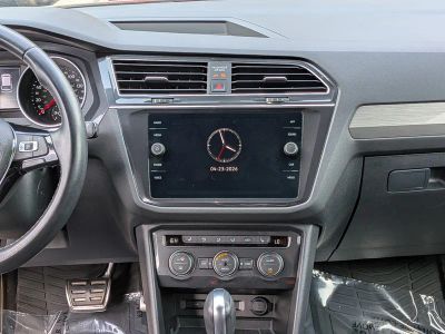 2021 Volkswagen Tiguan — photo 19 view