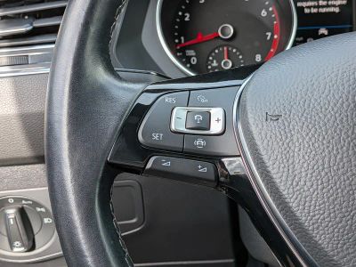 2021 Volkswagen Tiguan — photo 24 view