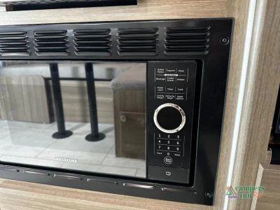 2027 Coachmen RV Freelander — photo 26 view