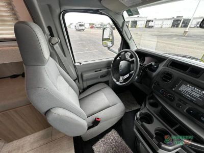 2027 Coachmen RV Freelander — photo 16 view