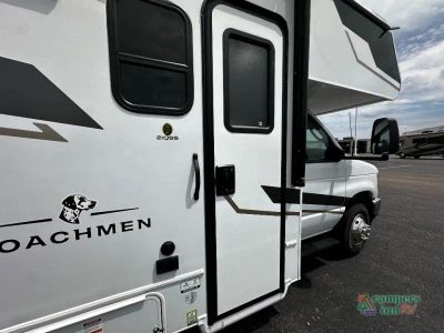 2027 Coachmen RV Freelander — photo 8 view