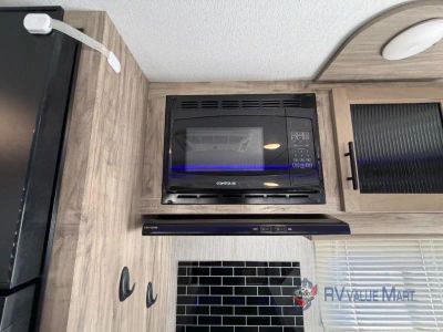 2021 Forest River RV Cherokee Alpha Wolf — photo 18 view