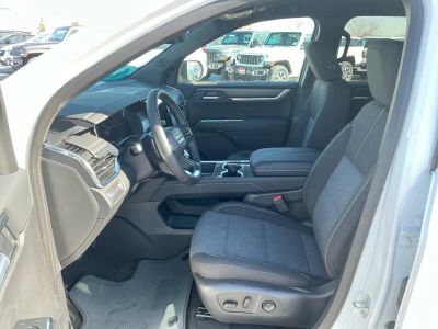 2026 GMC Acadia — photo 19 view
