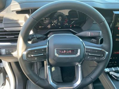 2026 GMC Acadia — photo 27 view