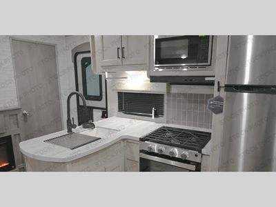 2026 Coachmen RV Catalina Legacy - Photo 3