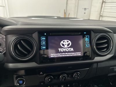 2019 Toyota Tacoma - Photo 13