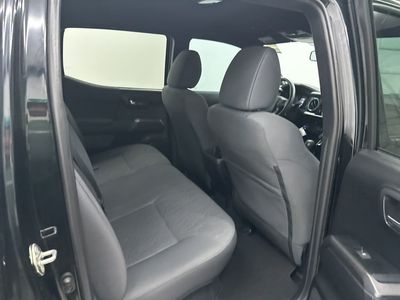 2019 Toyota Tacoma - Photo 22