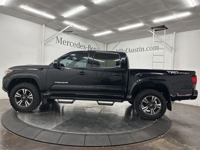 2019 Toyota Tacoma - Photo 4