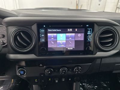 2019 Toyota Tacoma - Photo 15