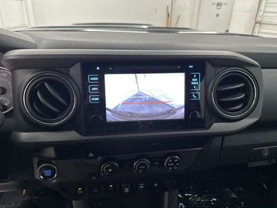 2019 Toyota Tacoma - Photo 16