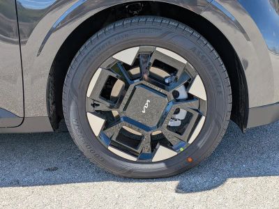 2026 Kia Carnival — photo 11 view