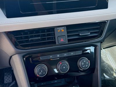 2026 Volkswagen Taos - Photo 14