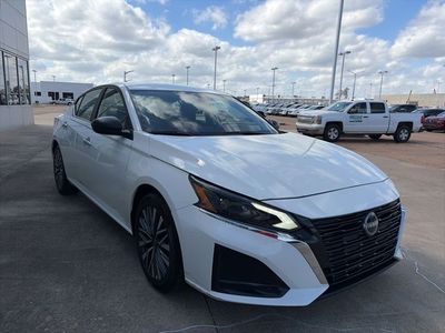 2025 Nissan Altima - Photo 5