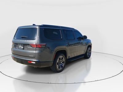 2022 Jeep Wagoneer - Photo 7