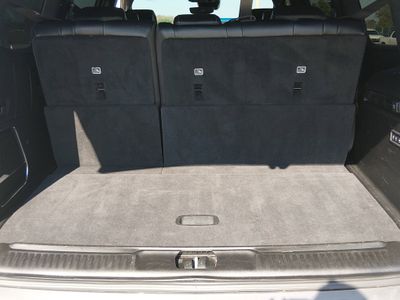 2022 Jeep Wagoneer - Photo 11