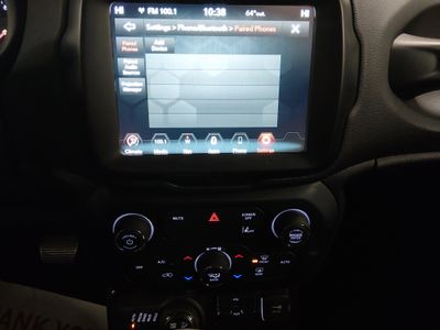 2023 Jeep Renegade - Photo 13