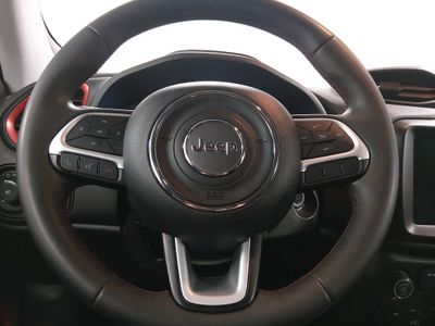 2023 Jeep Renegade - Photo 12