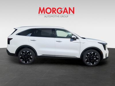 2026 Kia Sorento - Photo 4