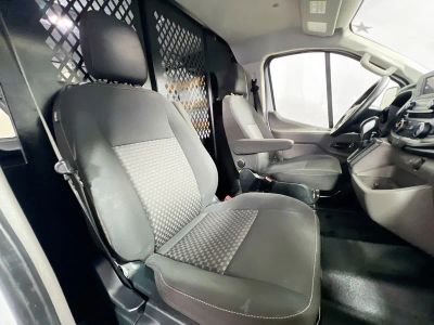 2023 Ford Transit-250 — photo 25 view