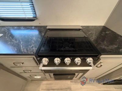 2021 Prime Time RV Tracer — photo 19 view