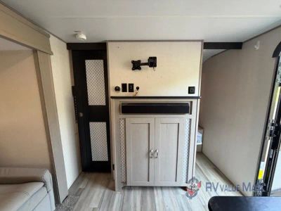 2021 Prime Time RV Tracer — photo 12 view