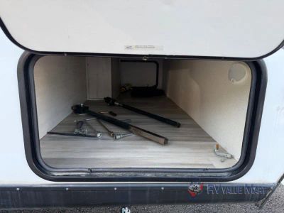 2021 Prime Time RV Tracer — photo 9 view