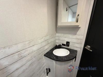 2021 Prime Time RV Tracer — photo 24 view