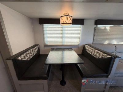 2021 Prime Time RV Tracer — photo 14 view