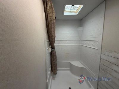 2021 Prime Time RV Tracer — photo 22 view