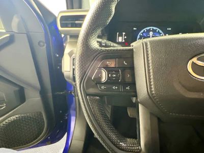 2025 Toyota Tacoma — photo 15 view